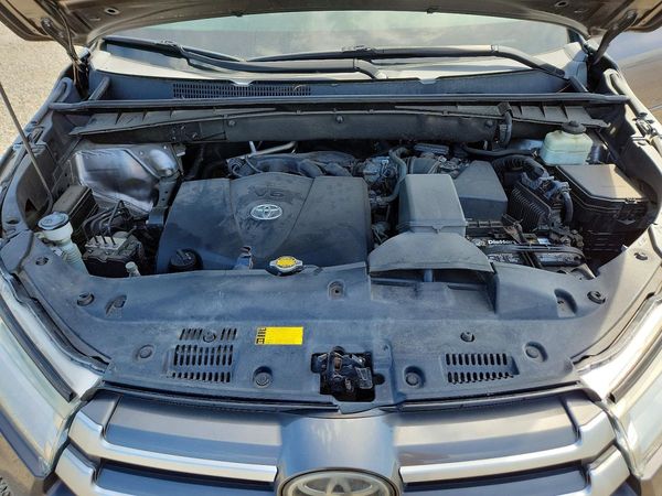 2017 TOYOTA HIGHLANDER SE/XLE