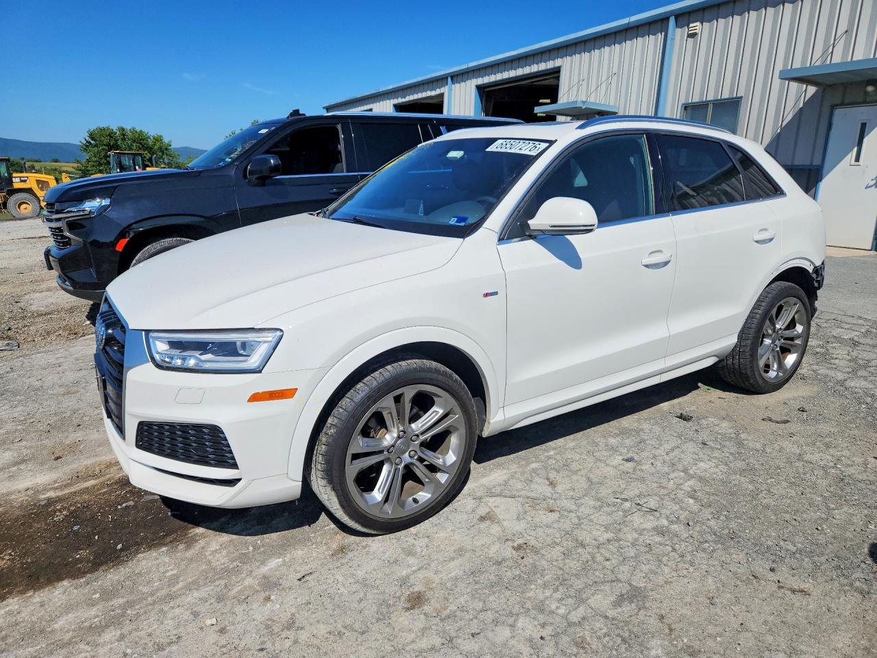 2018 AUDI Q3 — Front 3/4