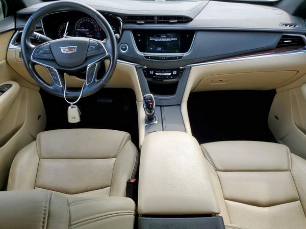 2019 CADILLAC XT5