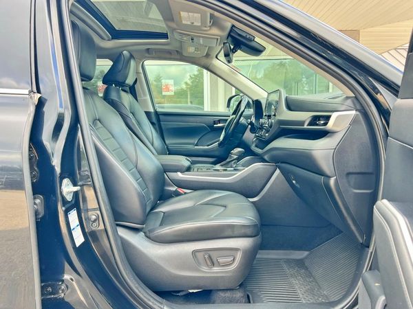 2021 TOYOTA HIGHLANDER