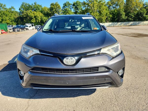 2018 TOYOTA RAV4 Adventure/XLE