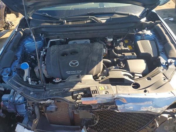 2019 MAZDA CX-5 — Engine bay