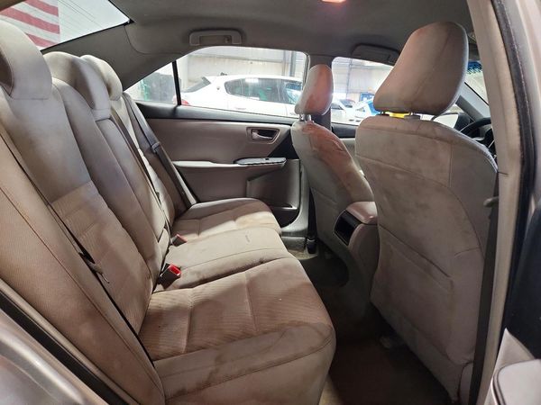 2016 TOYOTA CAMRY