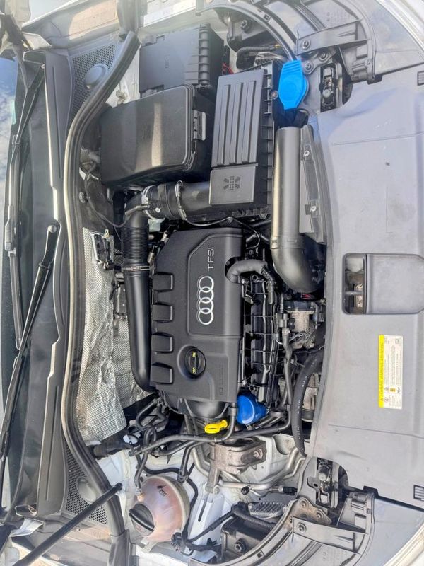 2016 AUDI Q3 quattro Premium Plus