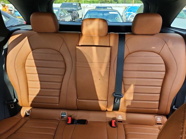 2016 MERCEDES-BENZ GLC GLC300 Base-4M — SUVN