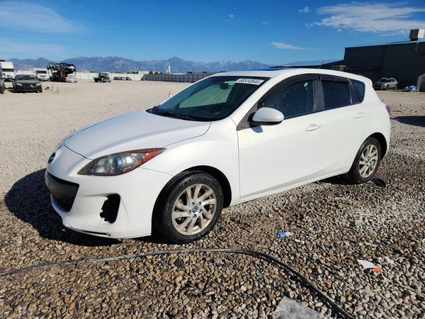 2013 MAZDA 3