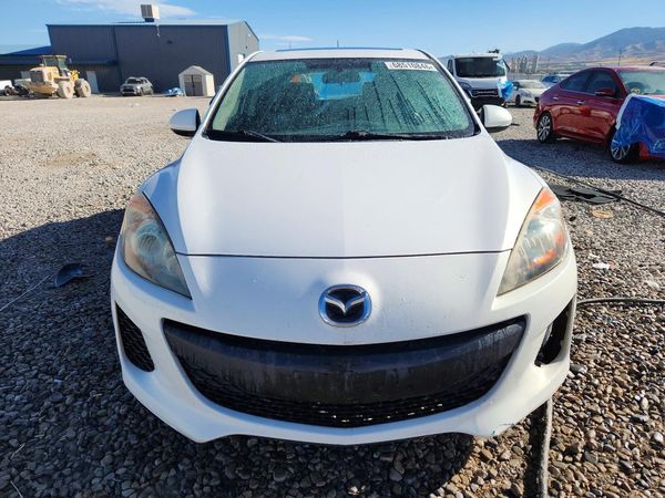 2013 MAZDA 3