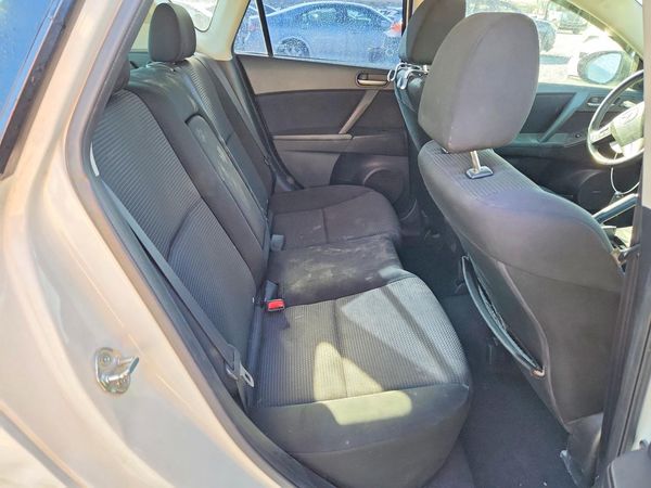 2013 MAZDA 3