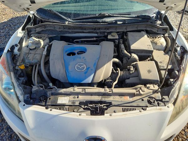 2013 MAZDA 3