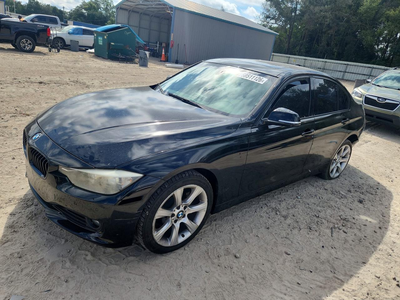 2015 BMW 320