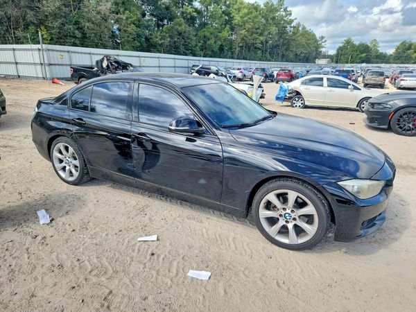 2015 BMW 320