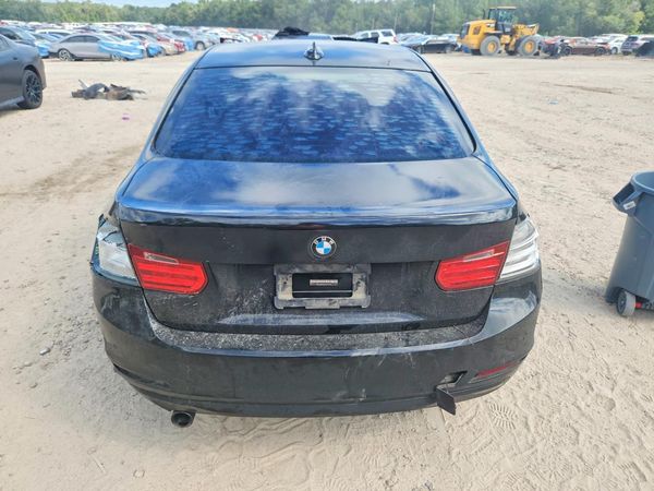 2015 BMW 320