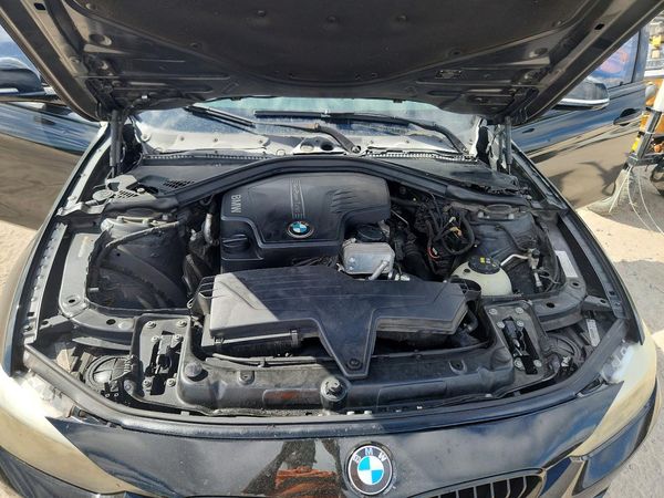 2015 BMW 320