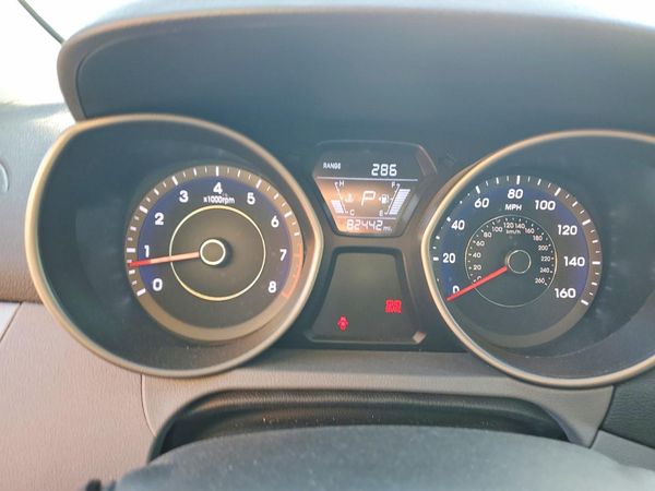 2016 HYUNDAI ELANTRA