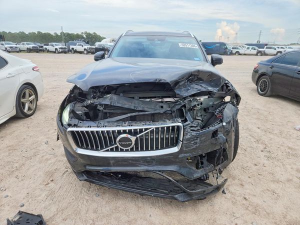 2021 VOLVO XC90