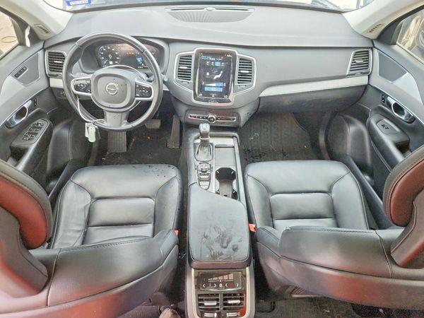 2021 VOLVO XC90