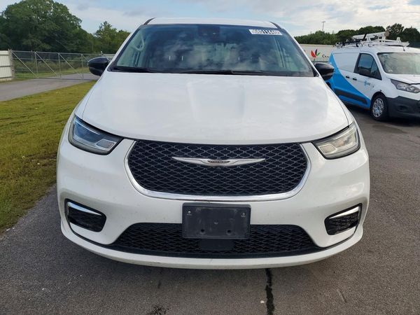 2024 CHRYSLER PACIFICA Select