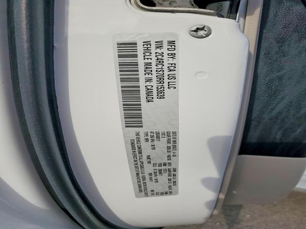2024 CHRYSLER PACIFICA Select