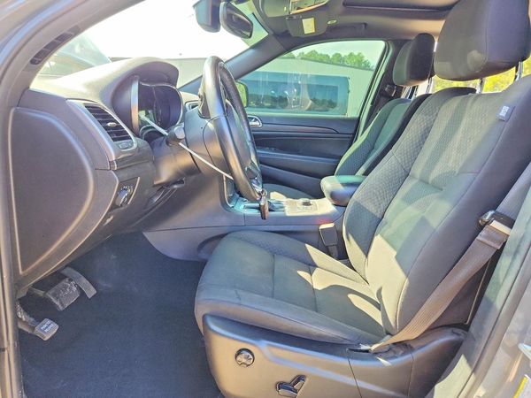 2019 JEEP GRAND CHEROKEE Laredo