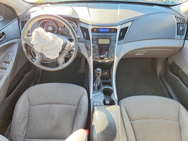 2013 HYUNDAI SONATA GLS/ GLS Popular — CKPT