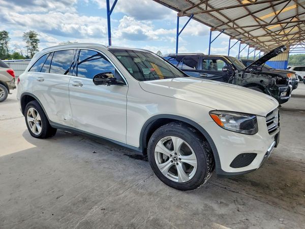 2017 MERCEDES-BENZ GLC