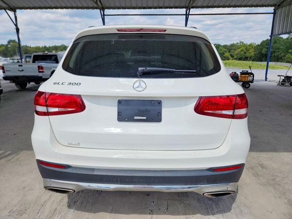 2017 MERCEDES-BENZ GLC