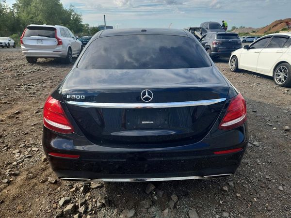 2018 MERCEDES-BENZ E