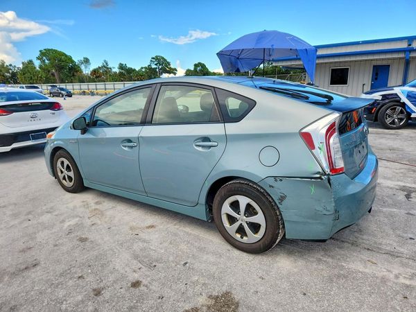 2012 TOYOTA PRIUS