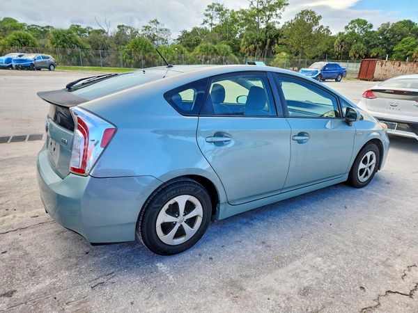 2012 TOYOTA PRIUS