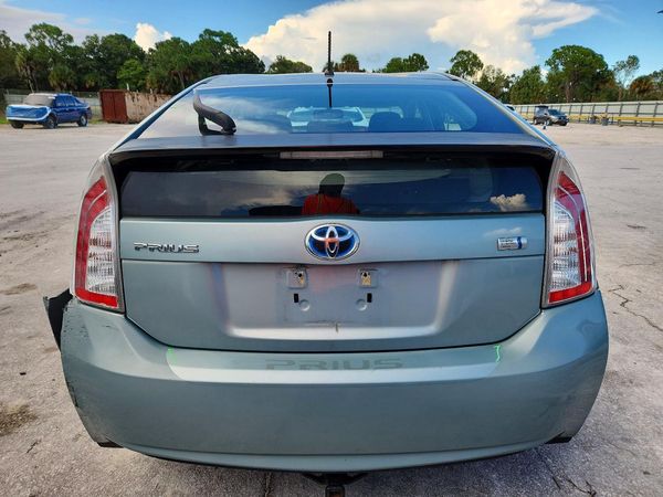 2012 TOYOTA PRIUS