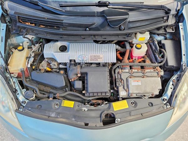 2012 TOYOTA PRIUS