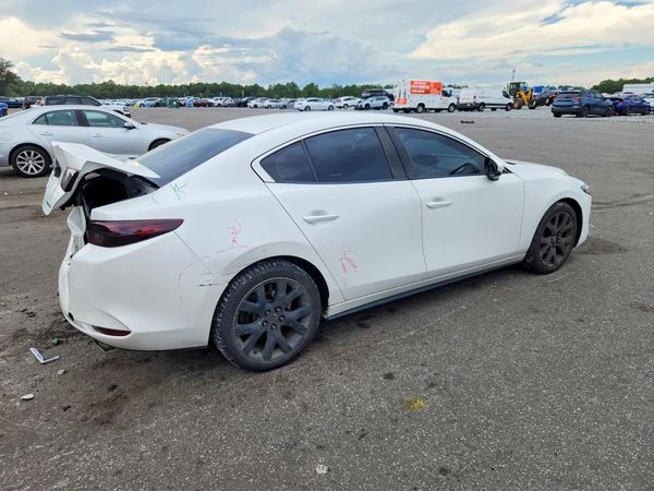 2019 MAZDA 3