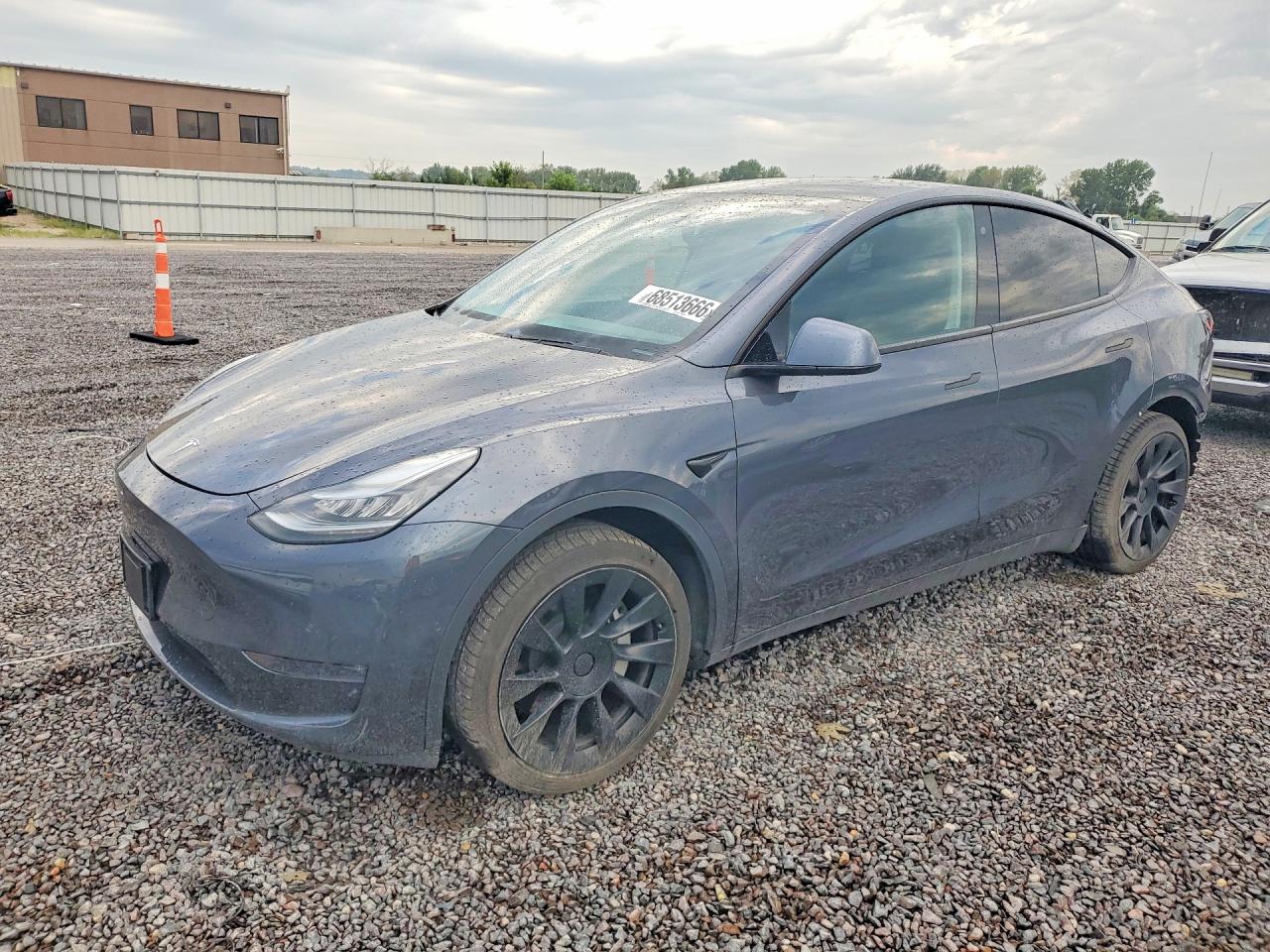 2020 TESLA MODEL Y