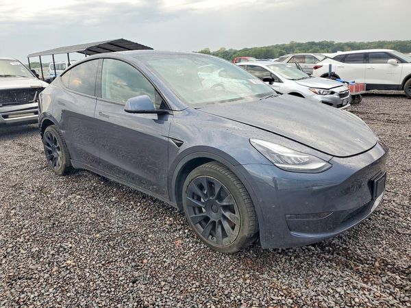 2020 TESLA MODEL Y