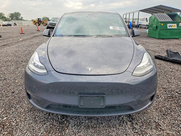 2020 TESLA MODEL Y