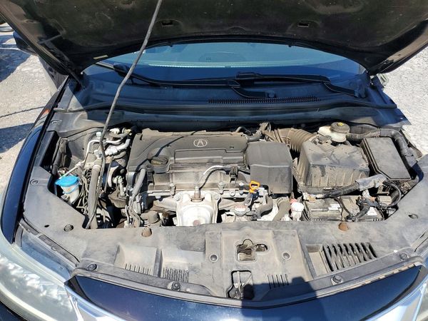 2018 ACURA ILX Special Edition — Engine bay