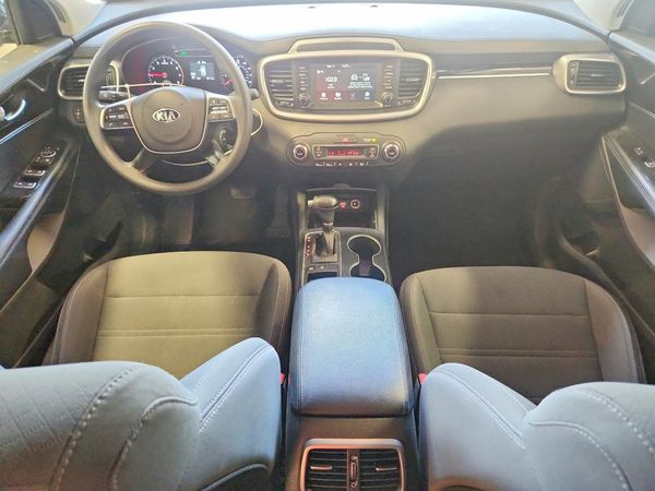 2019 KIA SORENTO L, LX, S