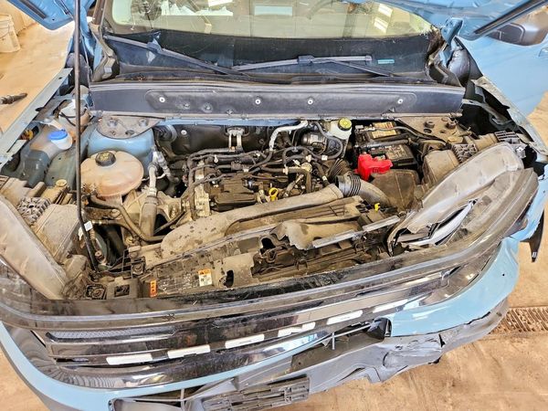 2022 FORD BRONCO SPORT — Engine bay