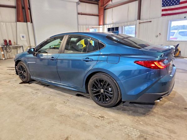 2026 TOYOTA CAMRY