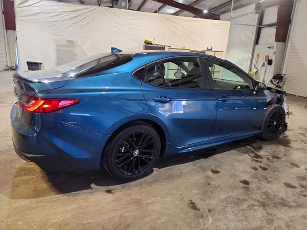 2026 TOYOTA CAMRY