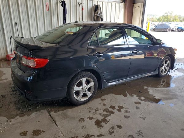 2012 TOYOTA COROLLA