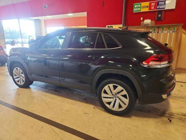 2020 VOLKSWAGEN ATLAS CROSS SPORT 4Motion SE