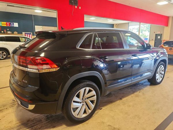 2020 VOLKSWAGEN ATLAS CROSS SPORT 4Motion SE