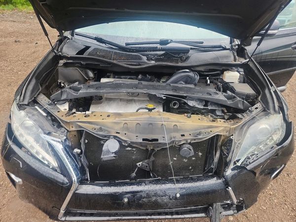 2013 LEXUS RX 350 — Engine bay