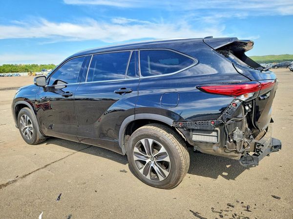 2022 TOYOTA HIGHLANDER