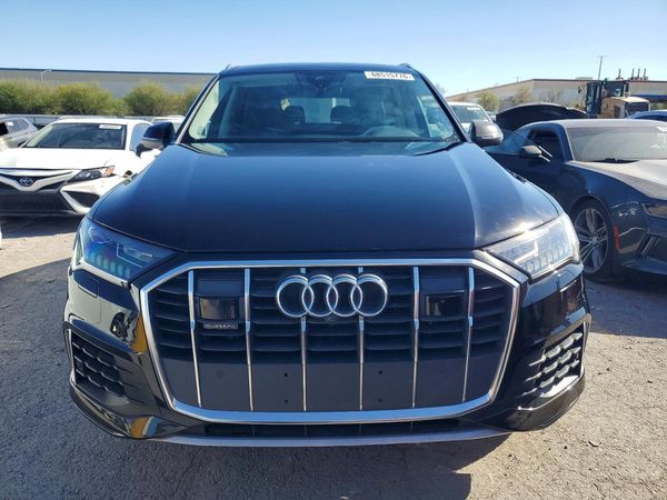2023 AUDI Q7 quattro Premium Plus