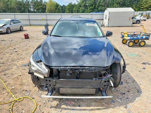 2016 INFINITI Q50