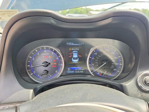 2016 INFINITI Q50