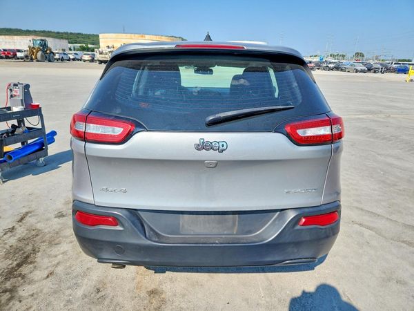 2016 JEEP CHEROKEE Sport — DIRR
