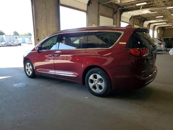 2017 CHRYSLER PACIFICA